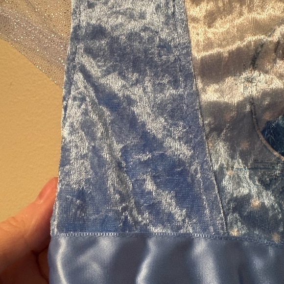 Disney Frozen II Elsa Nightgown | Blue Sparkle Sleep Dress (5T) - Picture 5 of 9